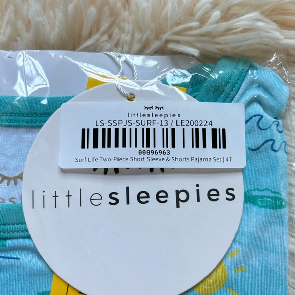 Little Sleepies Surf Life Short Set 4T NWT - Picture 3 of 6